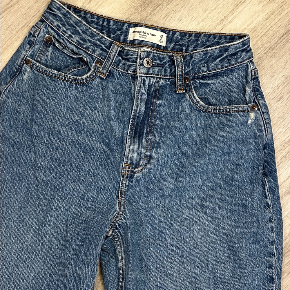 Abercrombie & Fitch Curve Love Denim | The Loose High Rise Raw Hem Jeans | Sz 2L - Picture 3 of 9